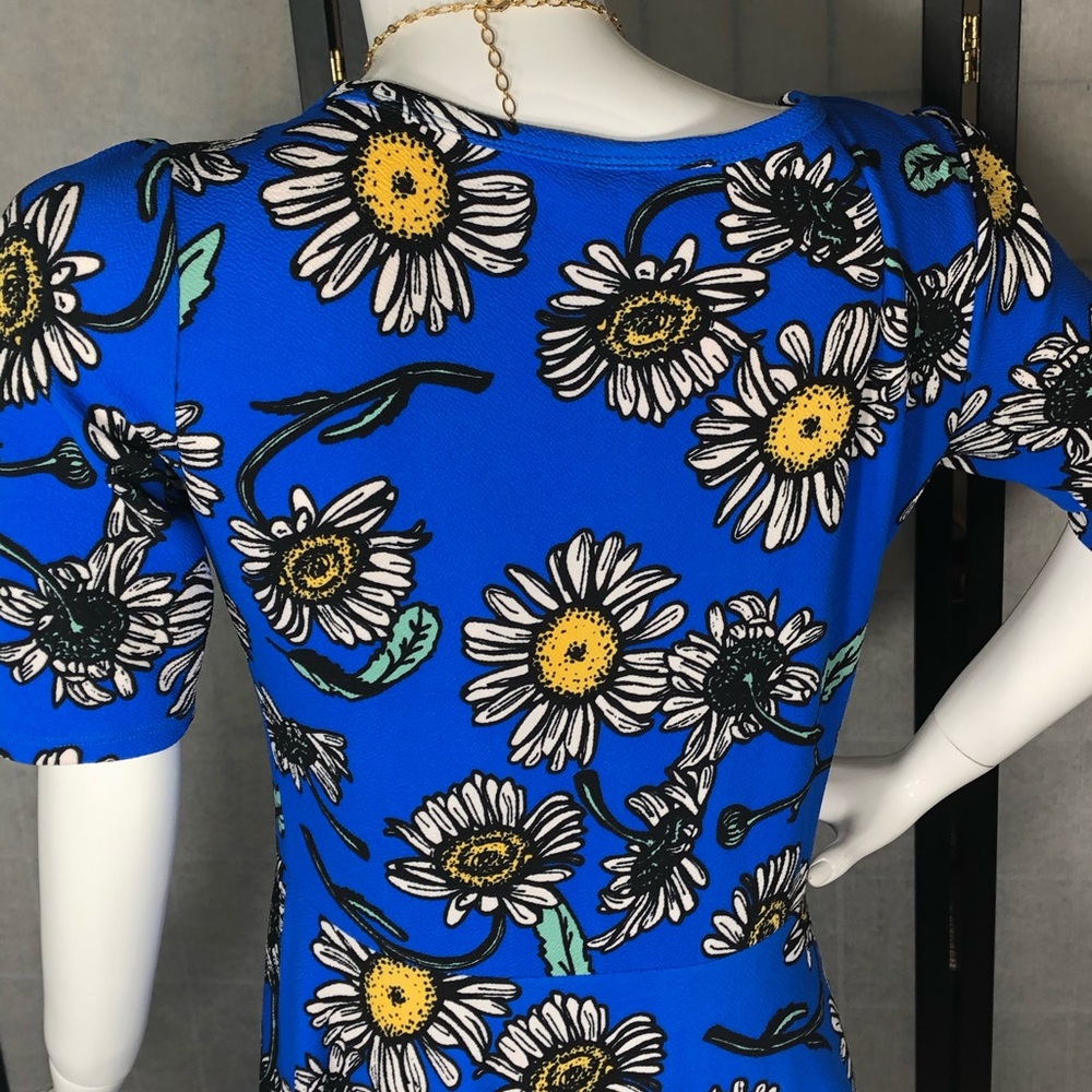 LuLaRoe XL Free-Spirited Sunflower Sensation Dress - Picture 6 of 11